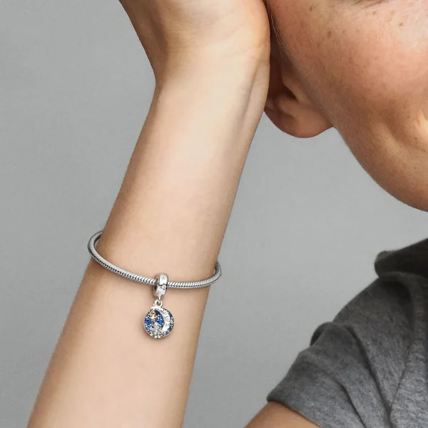 Foto de Charm Penjoll Doble Santa Claus a la Lluna Foto de Charm Penjoll Doble Santa Claus a la Lluna 769648C01 de pandora