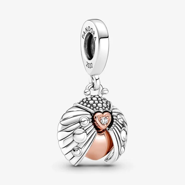 Foto de Charm Penjoll Mariqueta i Cor Pandora Club 2022 780072C01 de pandora
