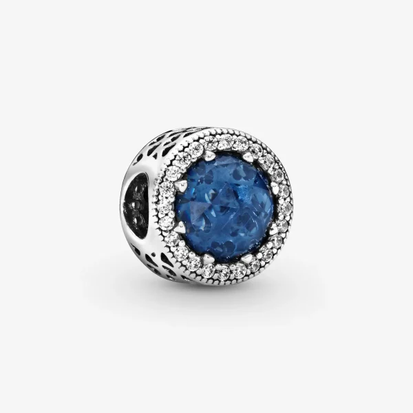 Foto de Charm Cors Brillants Blau Llum de Lluna Foto de Charm Cors Brillants Blau Llum de Lluna 791725NMB de pandora