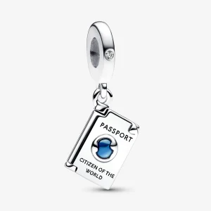 Foto de Charm Penjoll Passaport 792680C01 de pandora