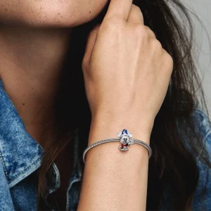 Foto de Charm Mickey Aprenent Feiticeiro de Disney 792954C01 de pandora