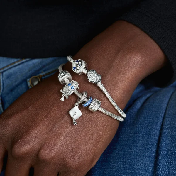 Foto de Charm Mussol Savi Graduació 798907C01 de pandora